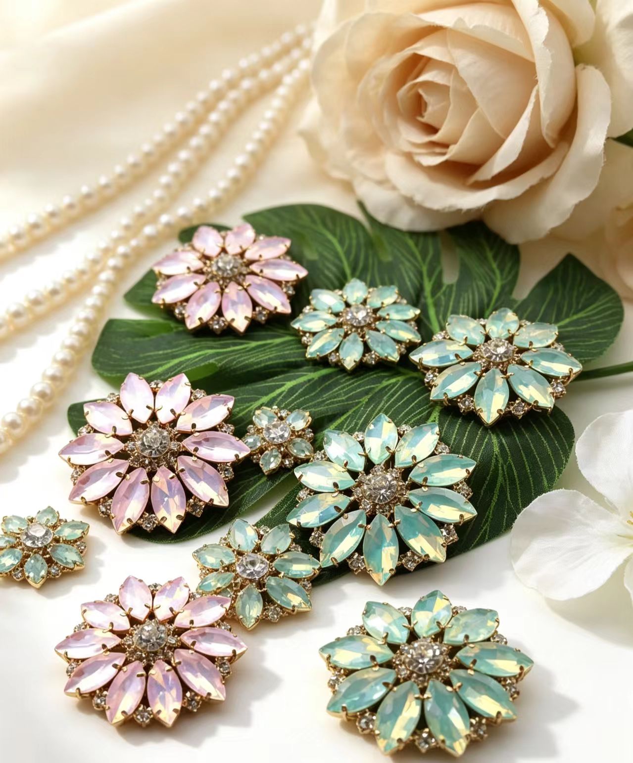 Mixed Color Flower Marquise Re - Sew On Rhinestone recension och pris